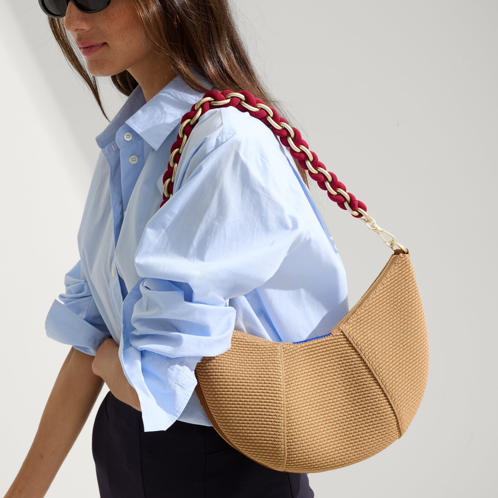 The Shoulder Strap - Cranberry Chain