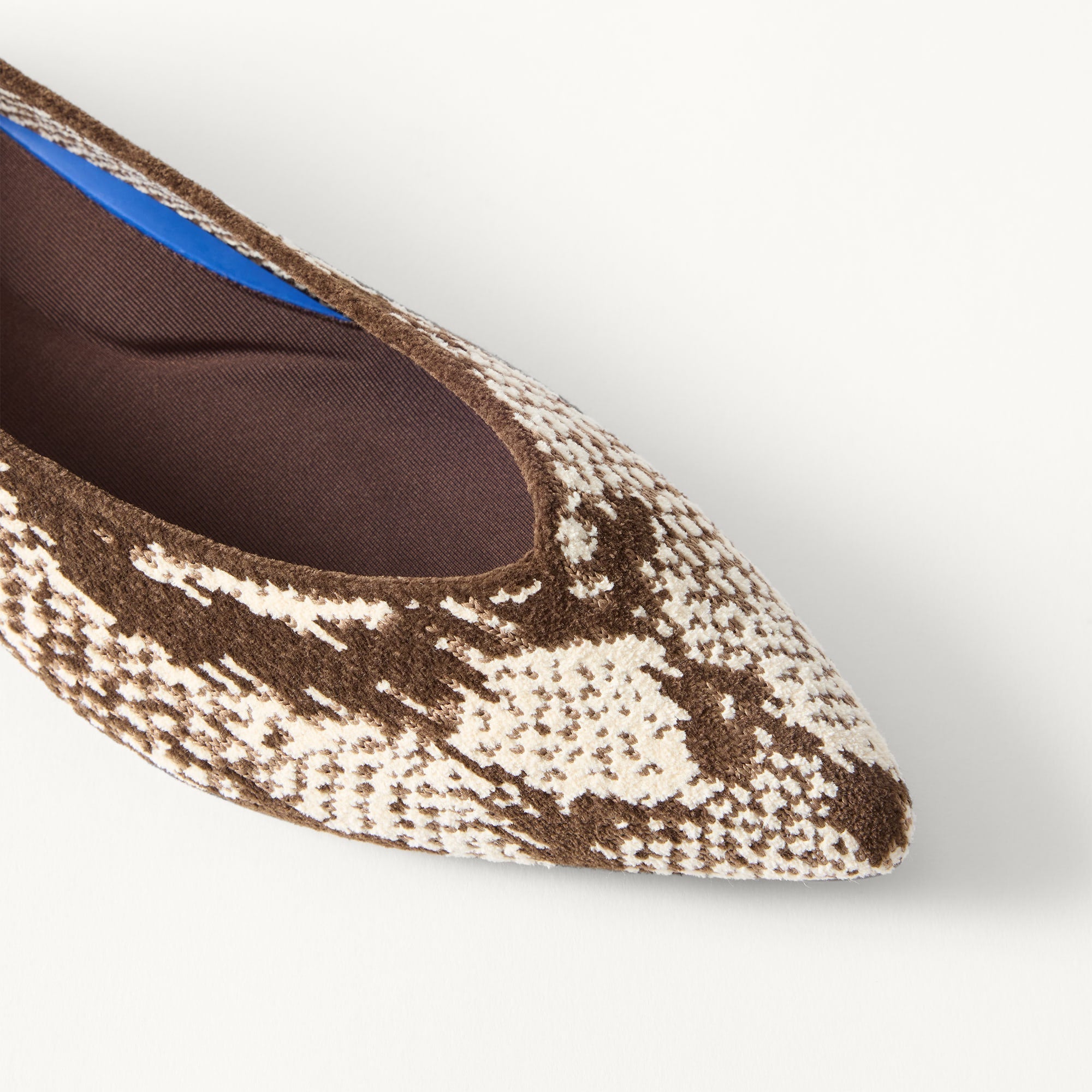 The Point III - ReVelvet™ Brown Python
