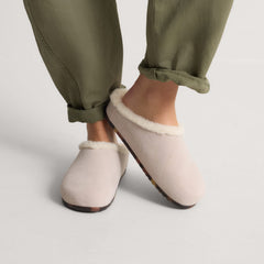 The Après Clog - ReVelvet™ Dove